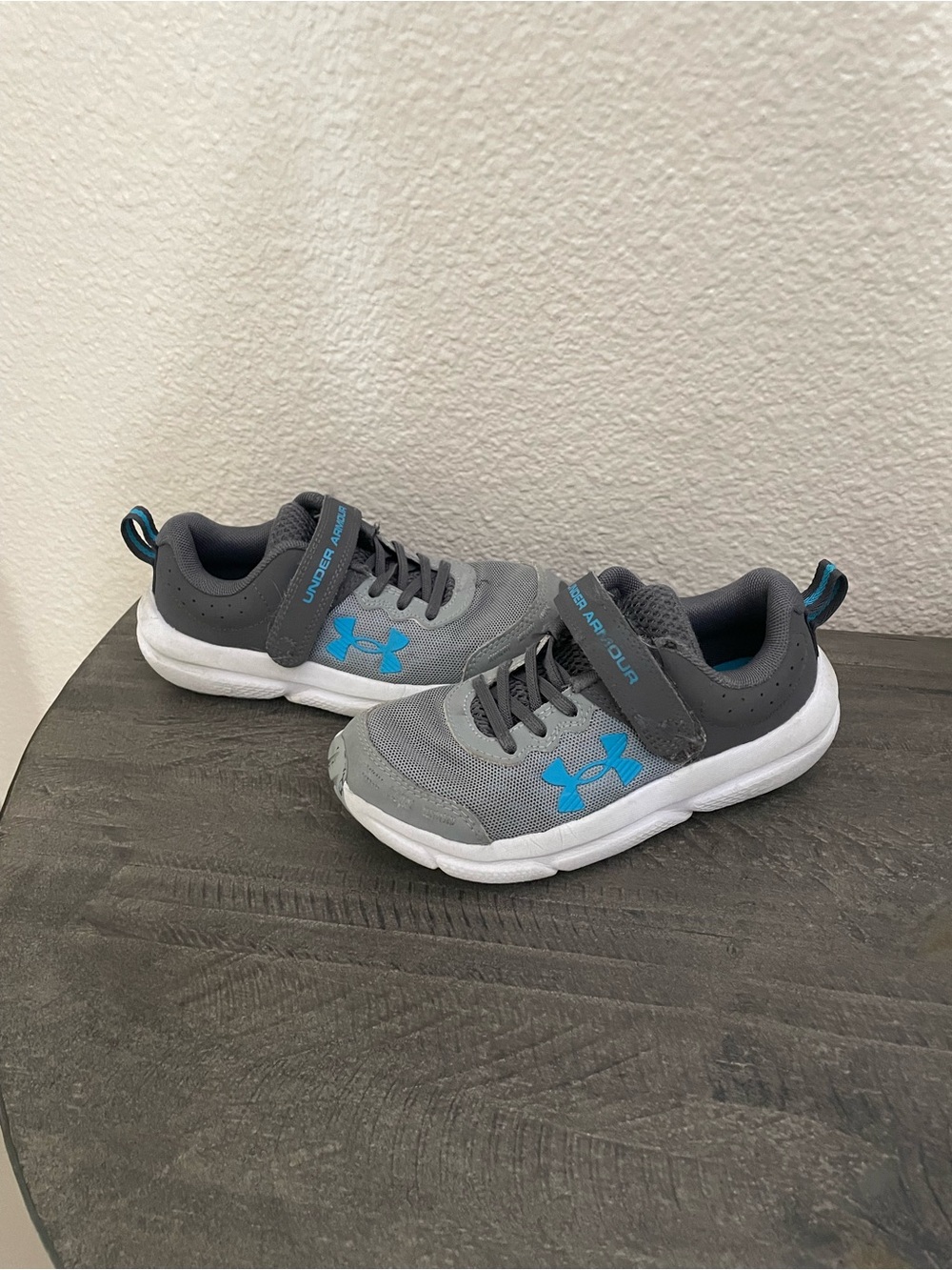 Under Armour Kids' Gray & Blue Athletic Sneakers